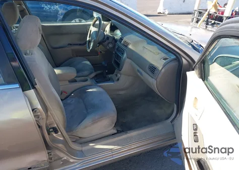 2002 Mitsubishi Galant Es/Ls z USA, uszkodzony, nr VIN 4A3AA46G42E158938